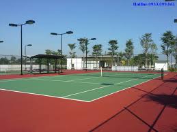 Sân chơi tennis tại doanh trại quân đội